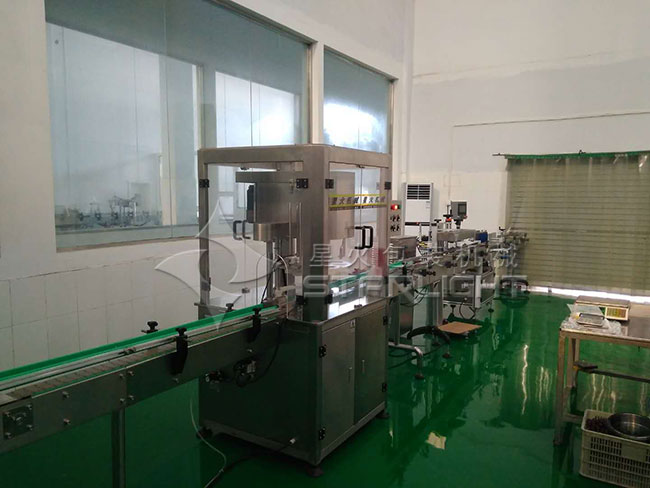 全自動(dòng)顆粒自動(dòng)化包裝流水線(xiàn)整機(jī)展示